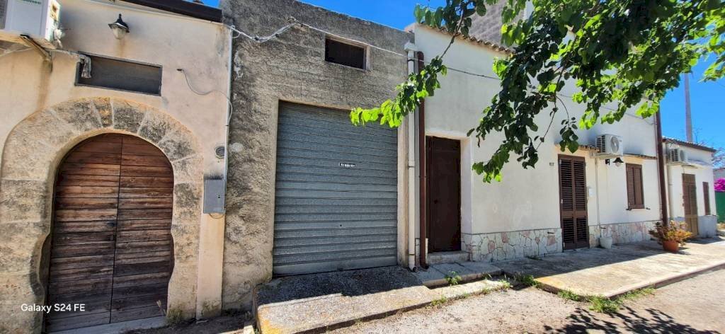 Facciata - Casa indipendente SP55, Alcamo - foto 1