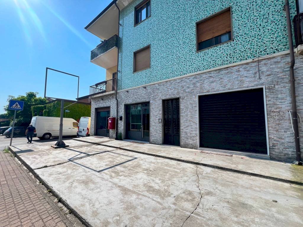 Carrozzeria - Officina - Elettrauto Santa Vittoria d'Alba - foto 1