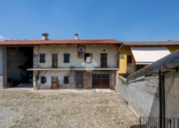 Semi-detached house Via Servour, Revello - photo 3
