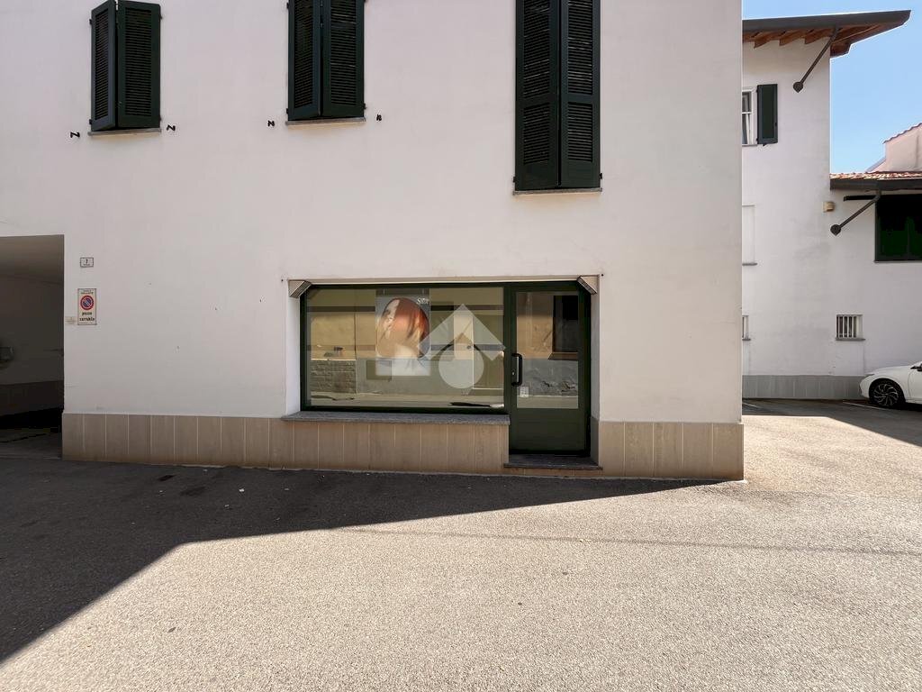 Shop Via Galileo Galilei, Galliate - photo 1