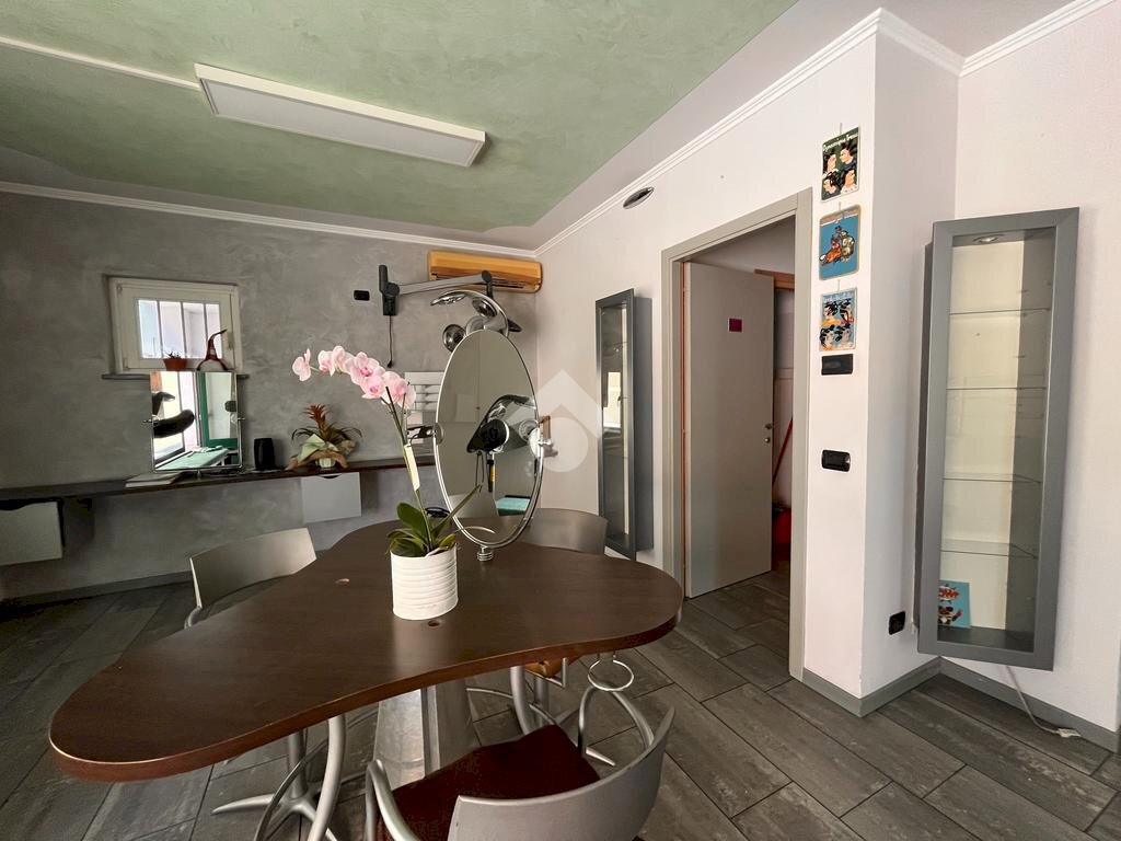 Shop Via Galileo Galilei, Galliate - photo 3