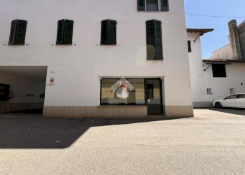 Negozio Via Galileo Galilei, Galliate - foto 30