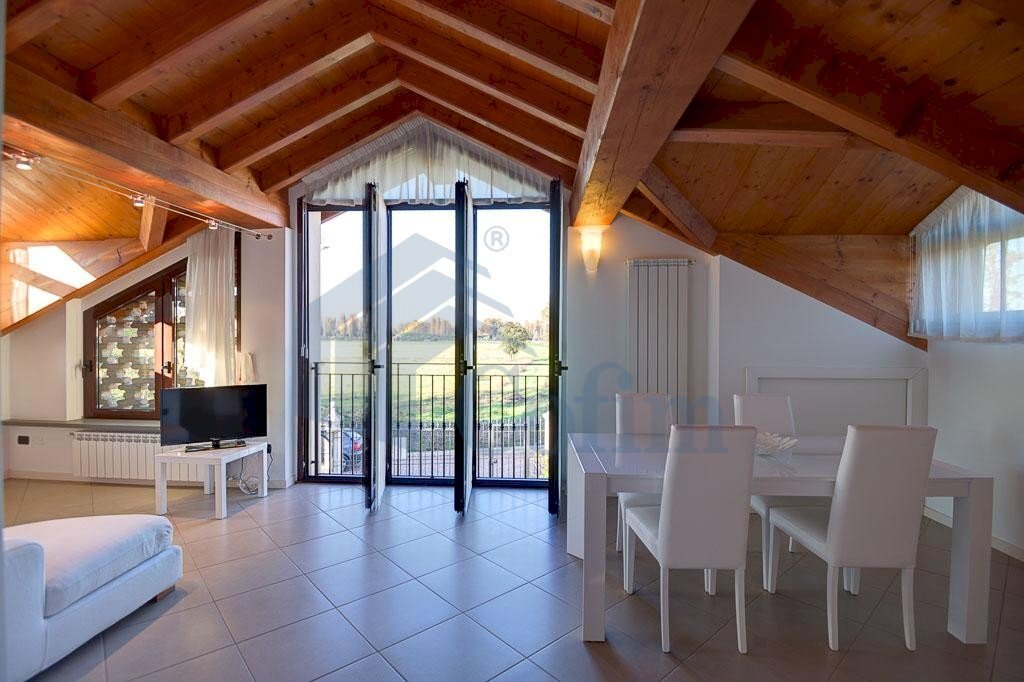 Three-room apartment Peschiera Borromeo - photo 1