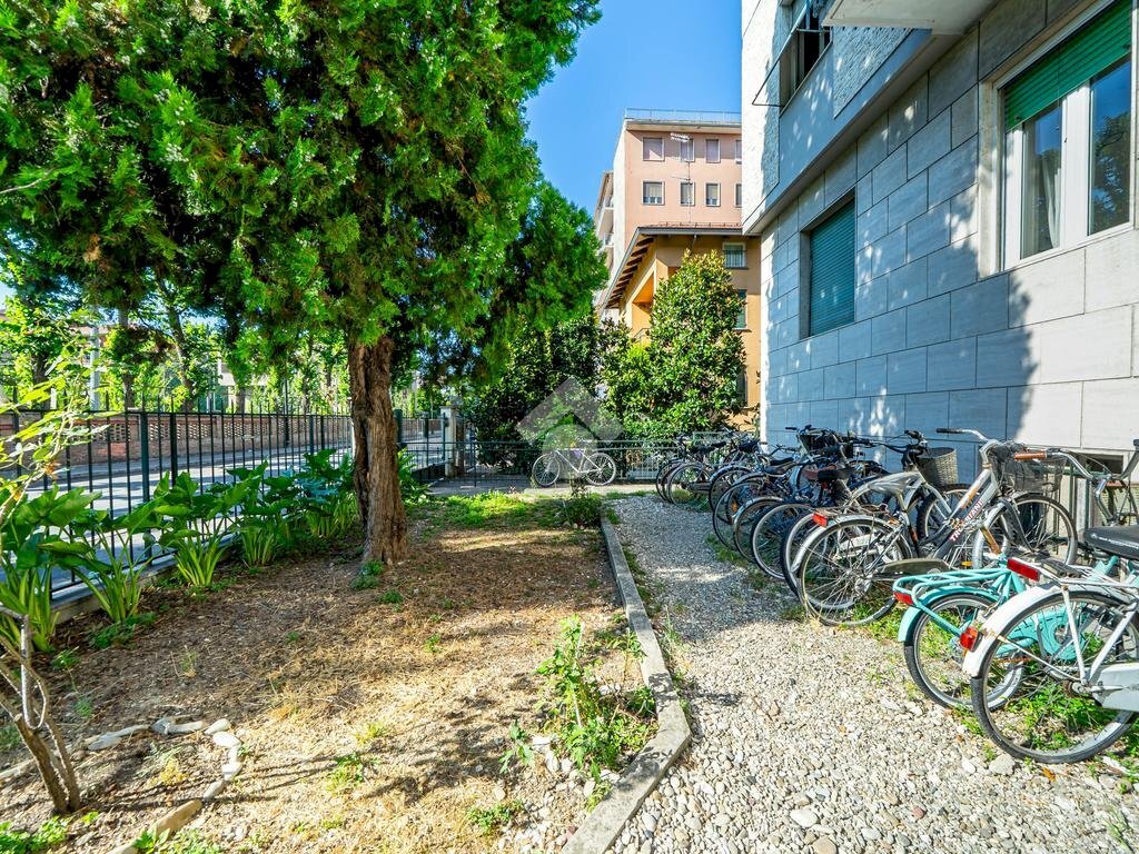 Three-room apartment Strada Antonio Zarotto, Parma (neighborhood Lubiana) - photo 3