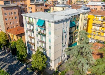Three-room apartment Strada Antonio Zarotto, Parma (neighborhood Lubiana) - photo 1