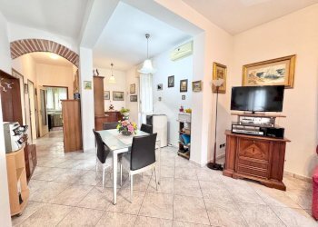 Independent house Vicolo San Martino, Borgarello - photo 4