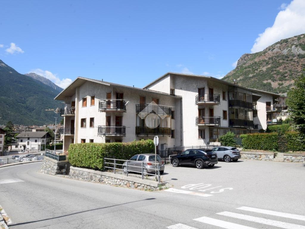 Two-room apartment Via pellissier, Chatillon - photo 1
