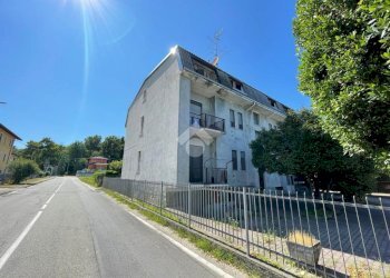 Trilocale Via Torquato Tasso, Bellinzago Novarese - foto 1