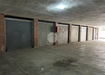 Box Viale Papa Giovanni XXIII°, Beinasco - photo 5