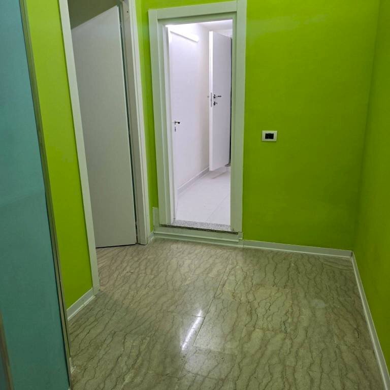 Negozio via Raffaele Libroia, Nocera Inferiore - foto 2