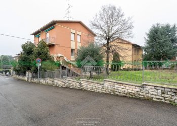 Quadrilocale Via cervi (f.lli), Valsamoggia (zona Albareto - Mulini Nuovi) - foto 5