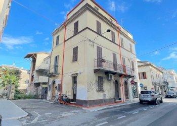 Foto 2 - Casa indipendente Via G. Carducci
 
111, San Benedetto del Tronto - foto 2