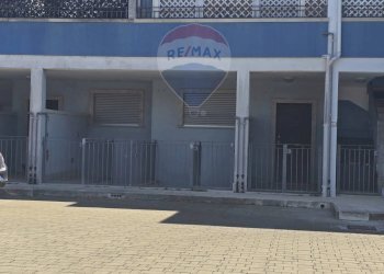 Edificio all\'aperto - Casa semi indipendente Via Piave
 
50, Ortelle - foto 1