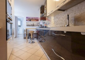 Cucina - Trilocale Via Dei Fabi
 
10, Cugliate-Fabiasco - foto 8