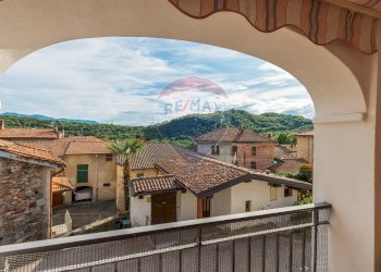 Balcone - Trilocale Via Dei Fabi
 
10, Cugliate-Fabiasco - foto 25