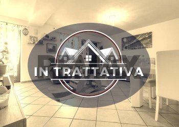 Terrazza - Three-room apartment Via Dei Fabi
 
10, Cugliate-Fabiasco - photo 1