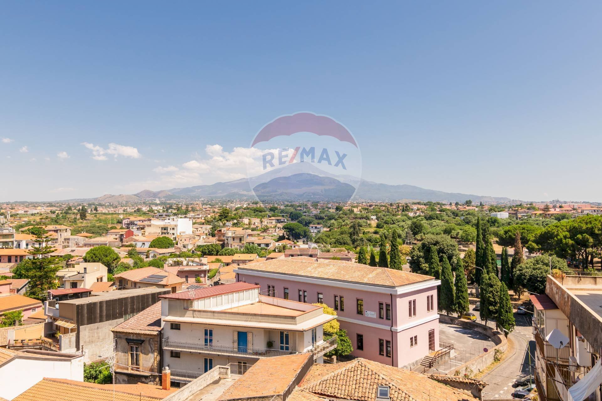 Edificio all\'aperto - Attico via guglielmo marconi
 
33, Gravina di Catania - foto 1