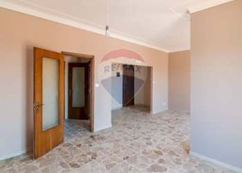 Stanza vuota - Attico via guglielmo marconi
 
33, Gravina di Catania - foto 7