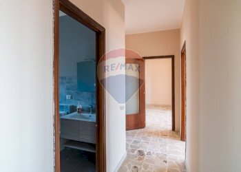 Hall / corridoio - Attico via guglielmo marconi
 
33, Gravina di Catania - foto 8