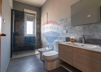 Bagno - Attico via guglielmo marconi
 
33, Gravina di Catania - foto 9