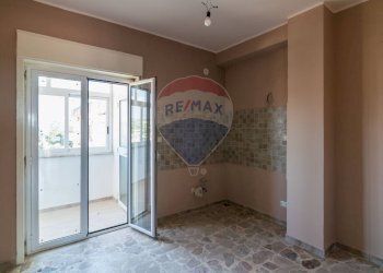 Stanza vuota - Attico via guglielmo marconi
 
33, Gravina di Catania - foto 11