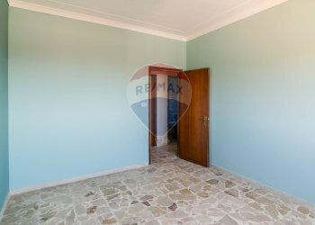 Stanza vuota - Attico via guglielmo marconi
 
33, Gravina di Catania - foto 17