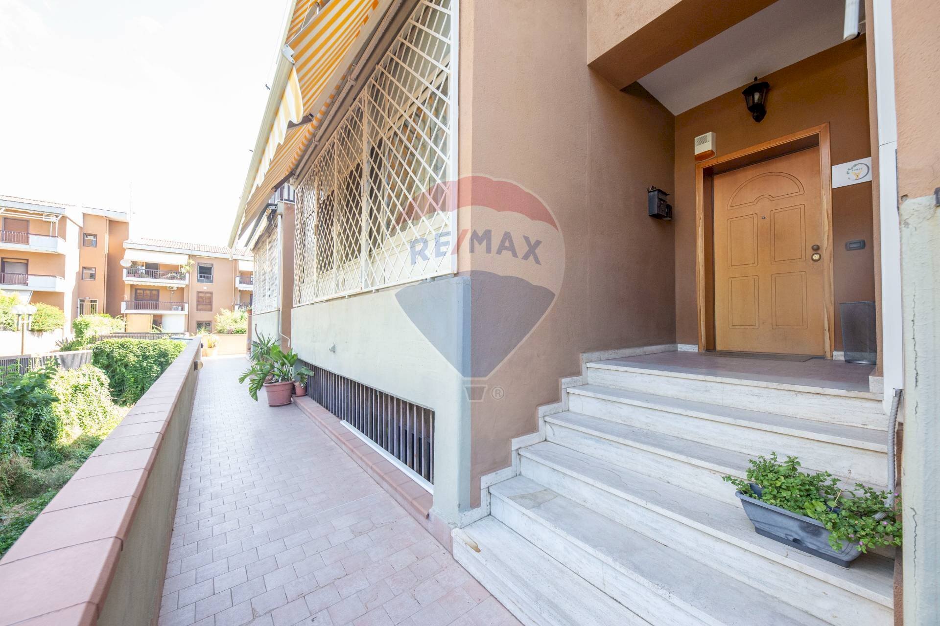 Balcone - Appartamento Piazza Tivoli, Tremestieri Etneo - foto 3