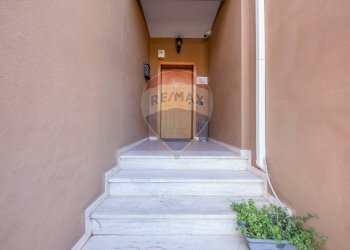 Scale - Appartamento Piazza Tivoli, Tremestieri Etneo - foto 12