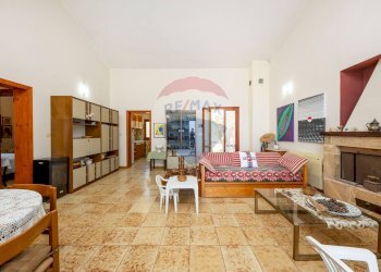 Sala da pranzo - Villa Traversa la Marchesa, Siracusa - foto 9