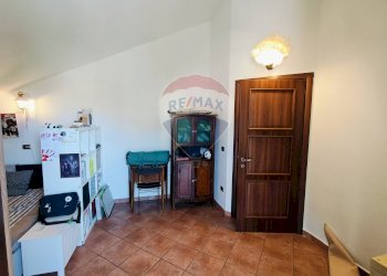 Ufficio - Trilocale Via Leonardo da vinci
 
13, Condove - foto 23