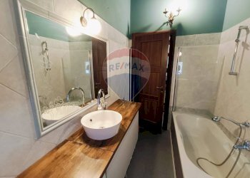 Bagno - Trilocale Via Leonardo da vinci
 
13, Condove - foto 36