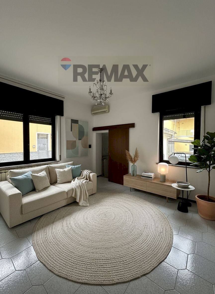 Soggiorno - Casa semi indipendente VIA MURCIANO
 
13, Galliate - foto 1