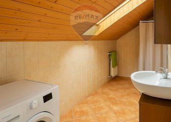 Lavanderia - Casa semi indipendente VIA MURCIANO
 
13, Galliate - foto 7