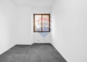 Stanza vuota - Ufficio Mameli
 
22, Busto Arsizio - foto 13