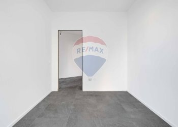 Stanza vuota - Ufficio Mameli
 
22, Busto Arsizio - foto 15