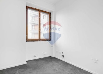 Stanza vuota - Ufficio Mameli
 
22, Busto Arsizio - foto 16