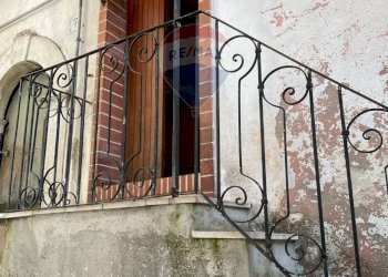 Balcone - Casa semi indipendente Via Sant'Antonio
 
9, Colli a Volturno - foto 30