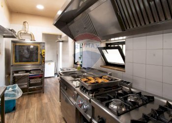 Cucina - Commercial Activity VIA SERRADIFALCO
 
266, Palermo - photo 8