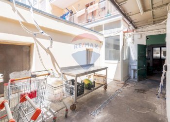 Terrazza - Commercial Activity VIA SERRADIFALCO
 
266, Palermo - photo 16