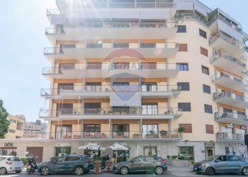 Edificio all\'aperto - Commercial Activity VIA SERRADIFALCO
 
266, Palermo - photo 30