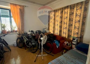 Camera / camera da letto - Quadrilocale Via Colomba
 
64, Palermo - foto 1