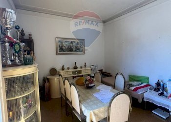 Sala da pranzo - Quadrilocale Via Colomba
 
64, Palermo - foto 6