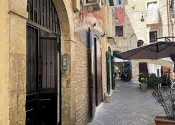 Edificio all\'aperto - Monolocale Strada Zonnelli
3, Bari - foto 1