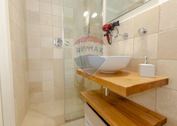 Bagno - Monolocale Via Duca degli Abruzzi
 
46, Cisternino - foto 8