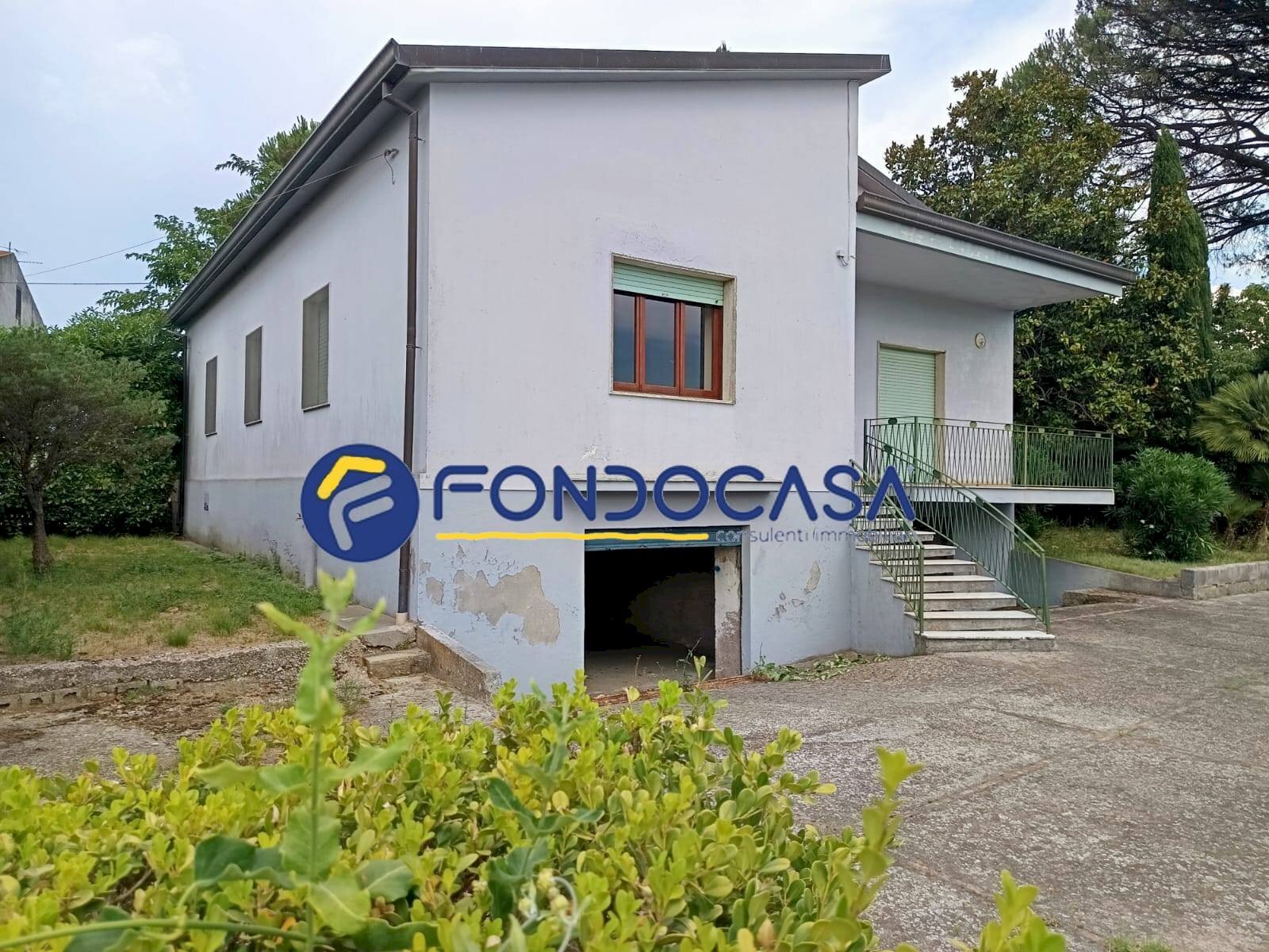 Foto 2 - Villa via calore
 
10, Amorosi - foto 2
