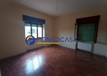 Foto 15 - Villa via calore
 
10, Amorosi - foto 15