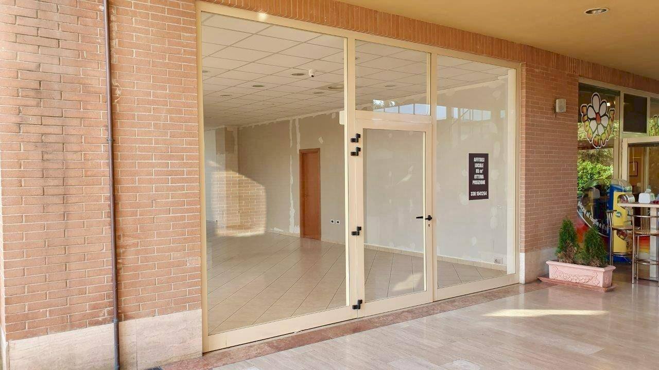 Foto 3 - Locale Commerciale VIA RIGNANO
 
9, Bibbiena - foto 3