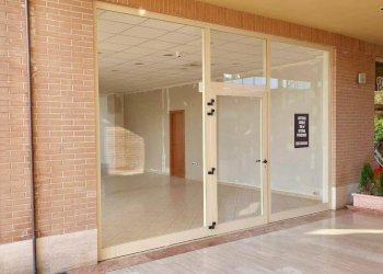 Foto 3 - Locale Commerciale VIA RIGNANO
 
9, Bibbiena - foto 3