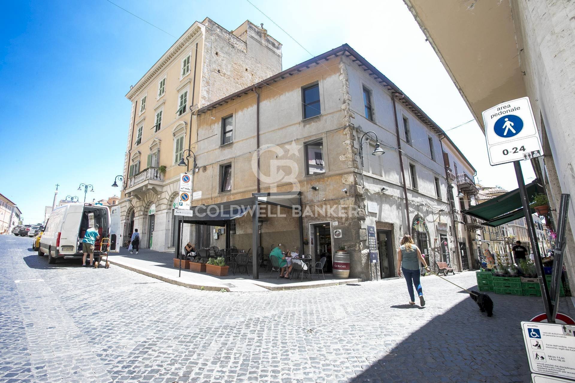 Foto 1 - Commercial Activity Piazza Giacomo Matteotti
 
15, Tarquinia - photo 1