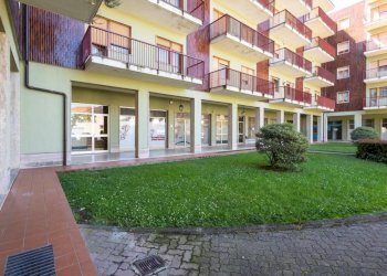 Cortile interno - Shop Carmagnola - photo 20